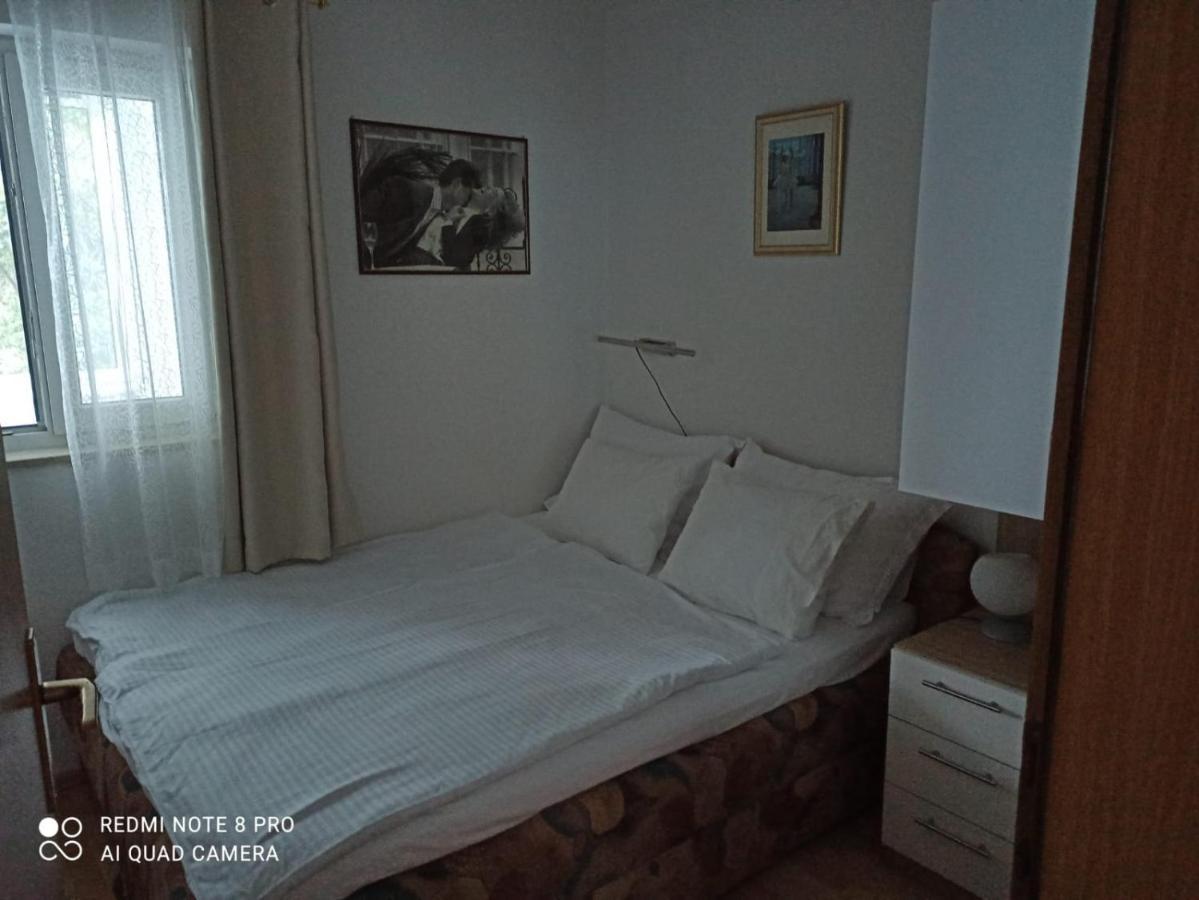Apartman Robertino 1966 Makarska Buitenkant foto